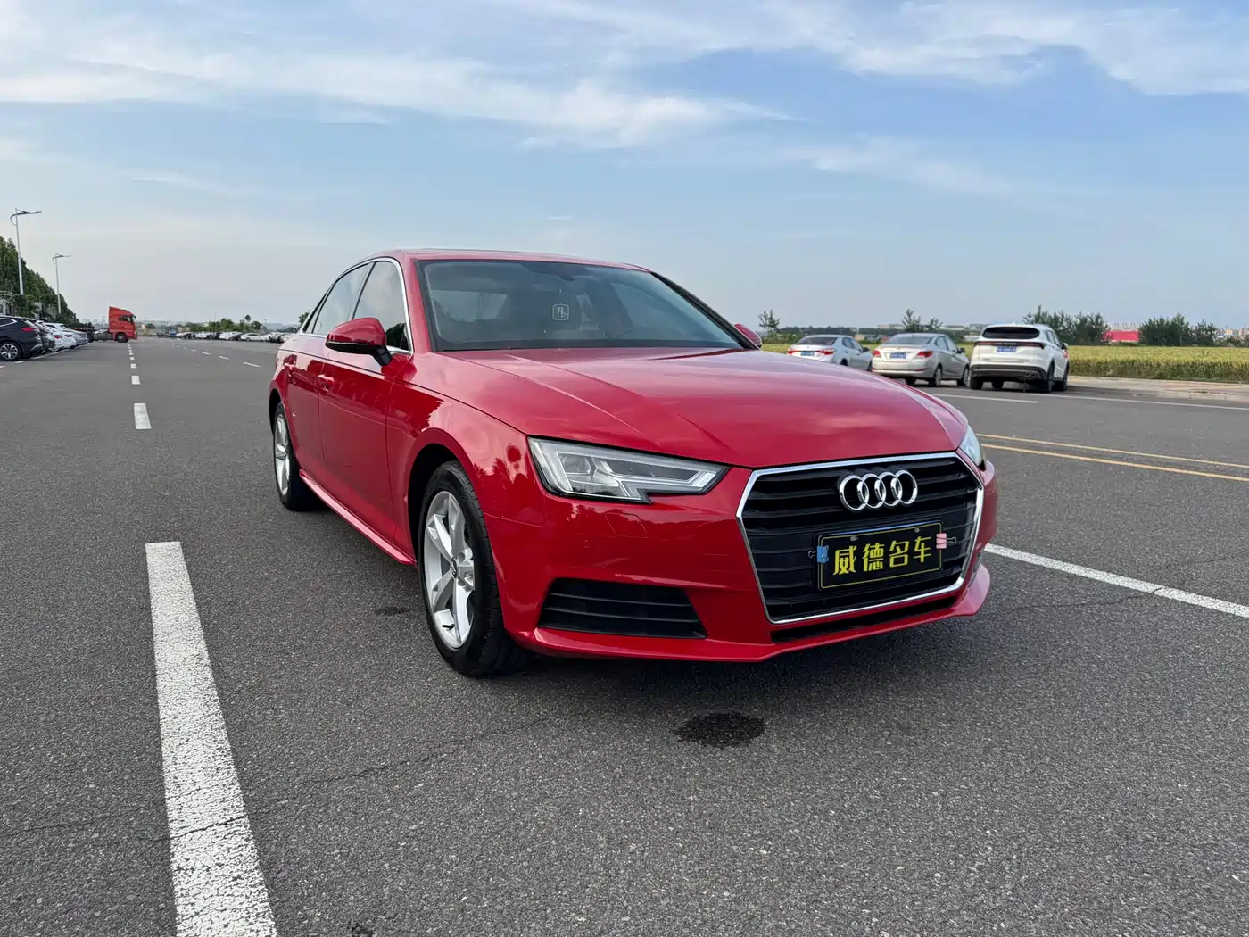 Audi A4L 2017 Plus 40 TFSI Fashion фото 2