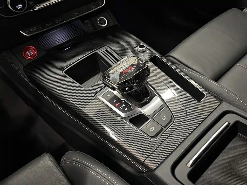 Audi Q5L 2024 Model 40 TFSI Luxury Dynamic фото 19