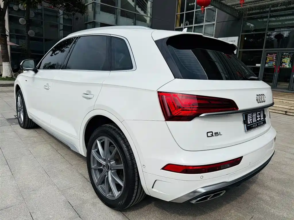 Audi Q5L 2022 40T RS Kit Racing Speed Edition фото 2