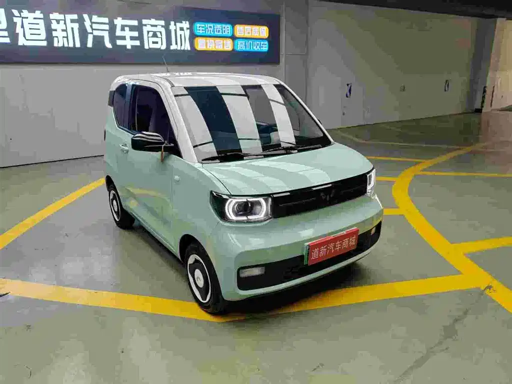 WULING AUTOMOBILE HONGGUANG MINIEV
