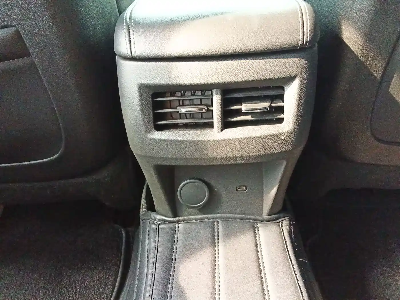 Photo 14 - Cadillac CT5