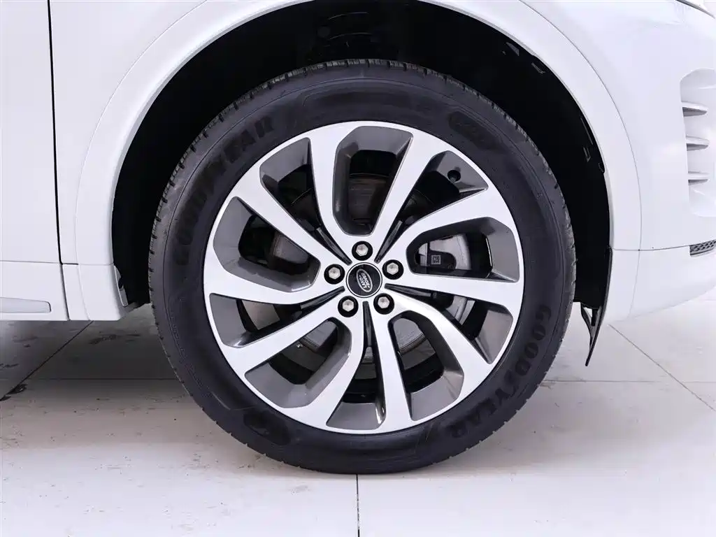LAND ROVER DISCOVER SPORTS