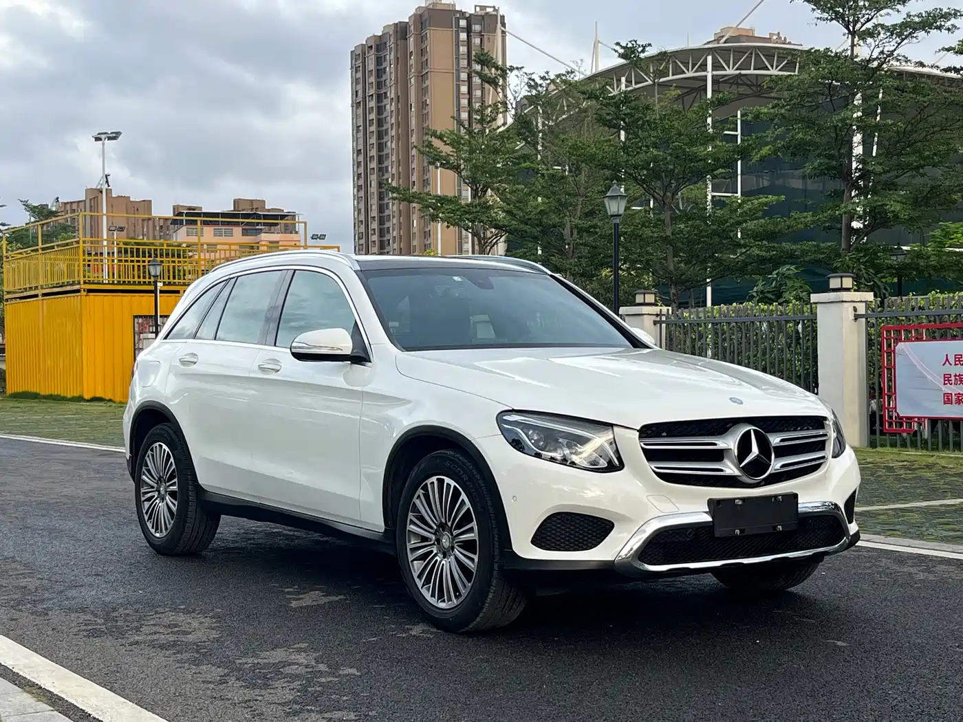 Mercedes-Benz GLC 2016 GLC 260 4MATIC Dynamic фото 23