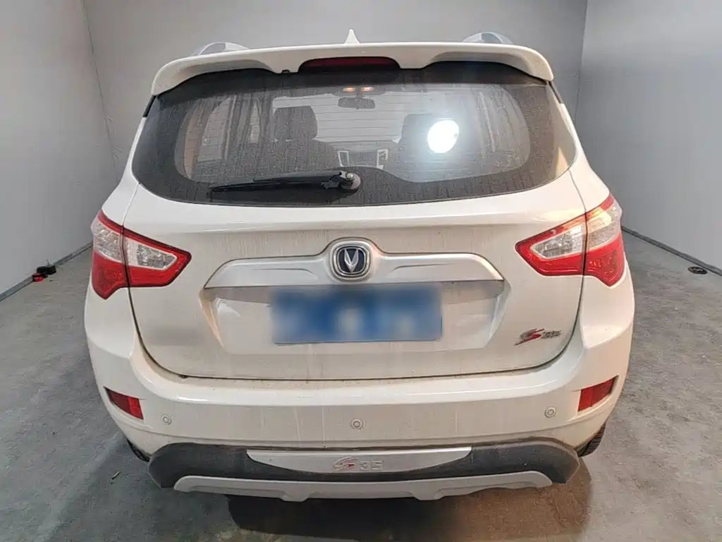 Фото 4 - Changan CS35