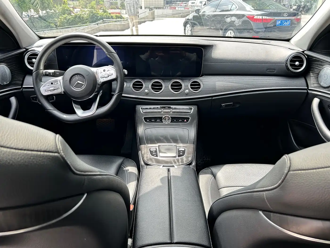 Mercedes-Benz E-Class 2019 Facelift E 300 L Sport Fashion фото 20