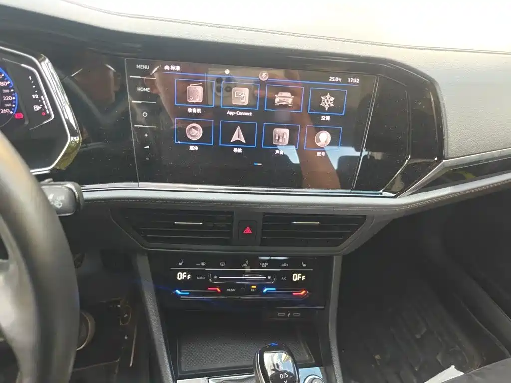 Volkswagen Sagitar, миниатюра 6