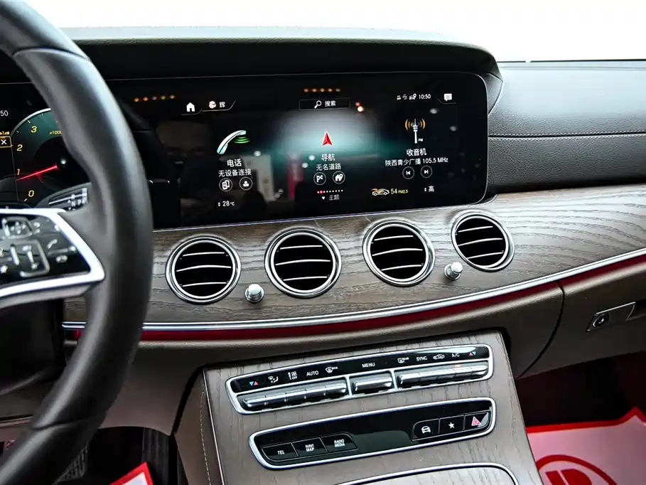 MERCEDES-BENZ E CLASS