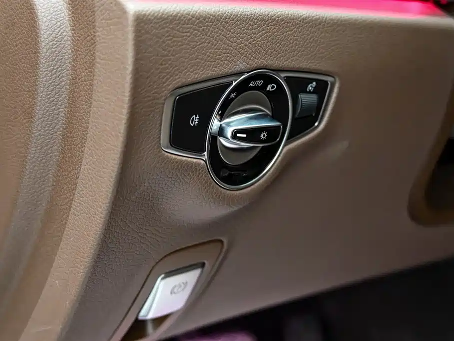 Mercedes-Benz E-Class 2023 Facelift E 300 L Luxury фото 26