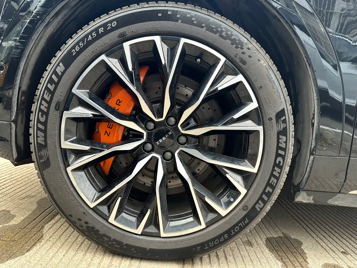 ZEEKR EXTREME KRYPTON 7X