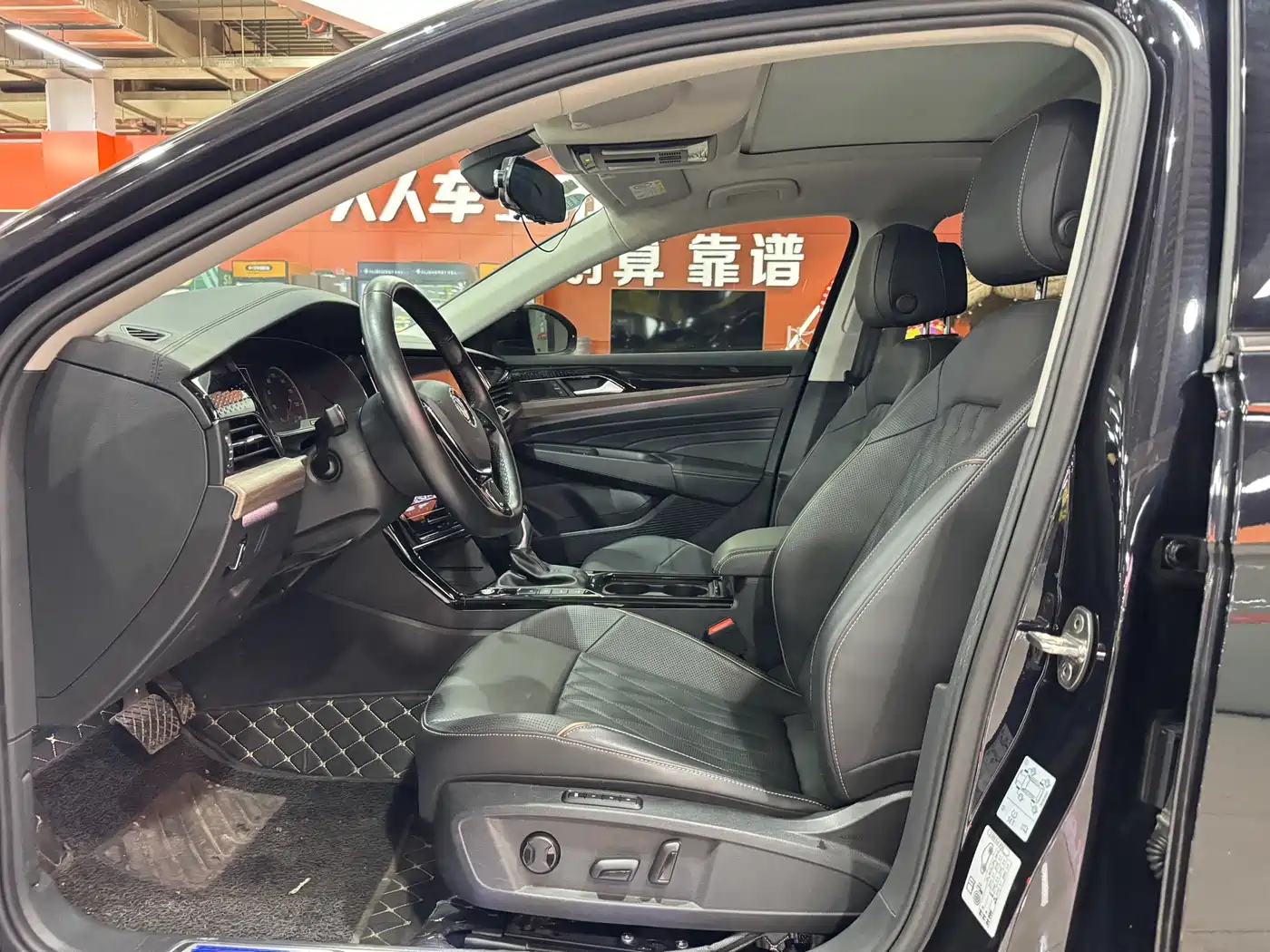 VOLKSWAGEN PASSAT NEW ENERGY