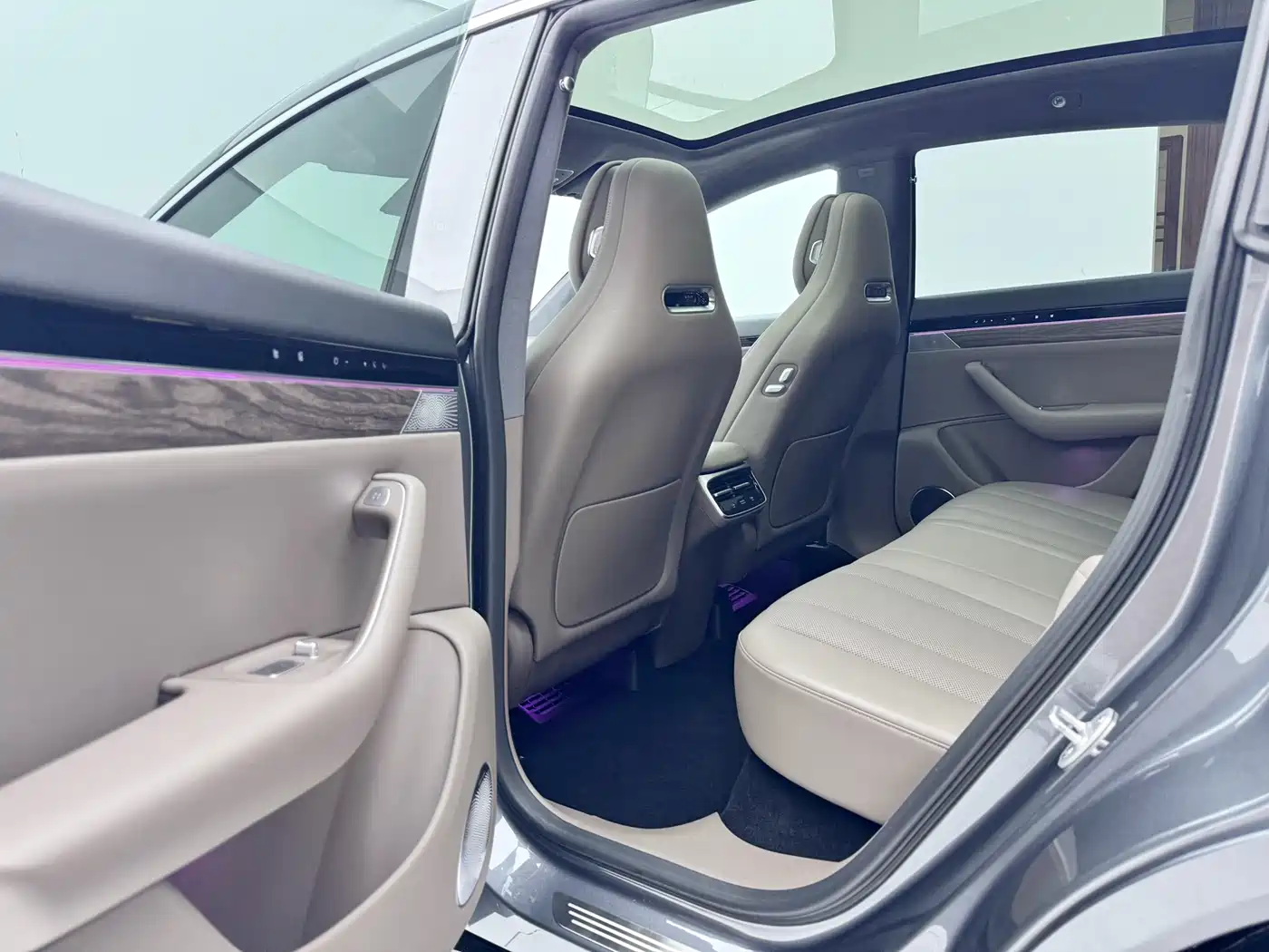 Zhijie Luxeed R7 2025 2025 Extended Range 251km Max