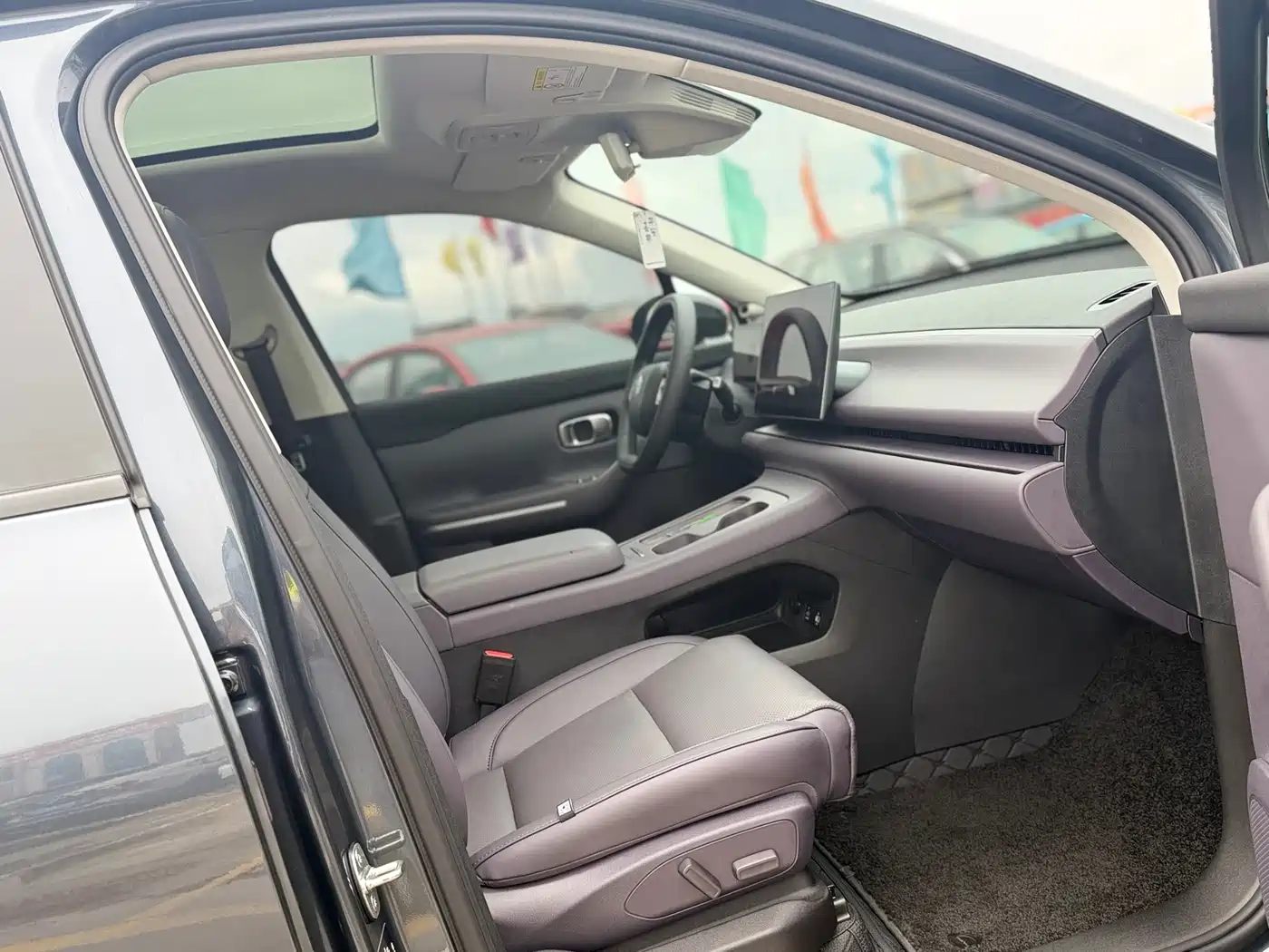 Leapmotor C10 2024 530 Smart Edition фото 12