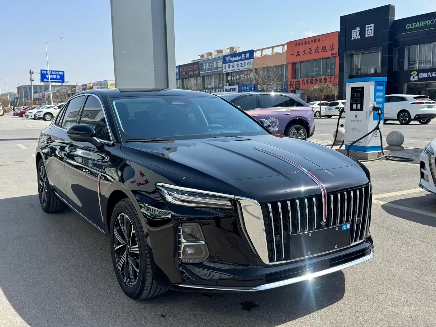 Hongqi H5 PHEV 2025 170 Super Hybrid Edition фото 4