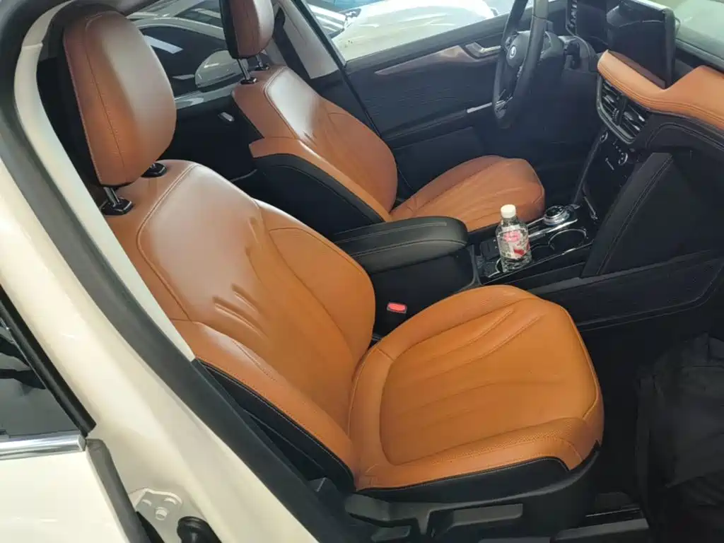 Ford Escape 2021 2020 EcoBoost 245 2WD Premium Edition