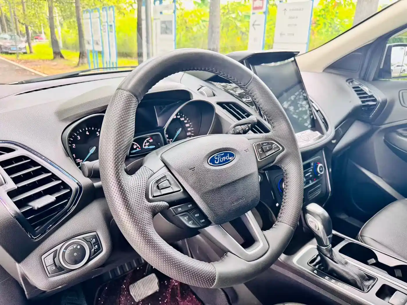 Ford Kuga 2020 2019 EcoBoost 180 FWD Luxury Edition China V
