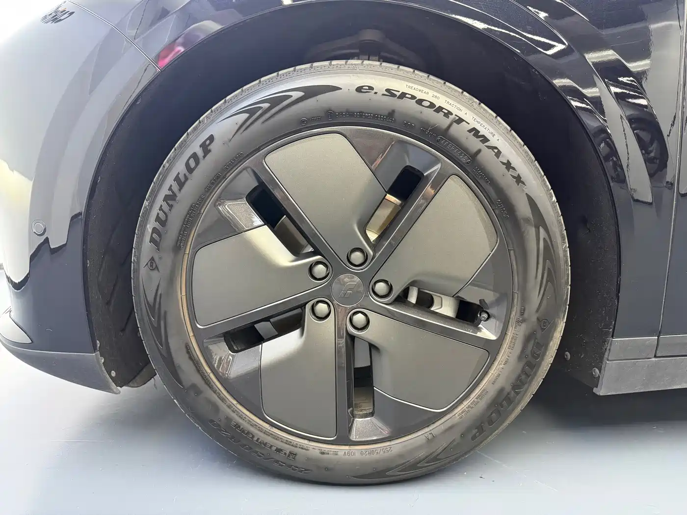 Li Auto i6 2026 2025 2WD Base Model