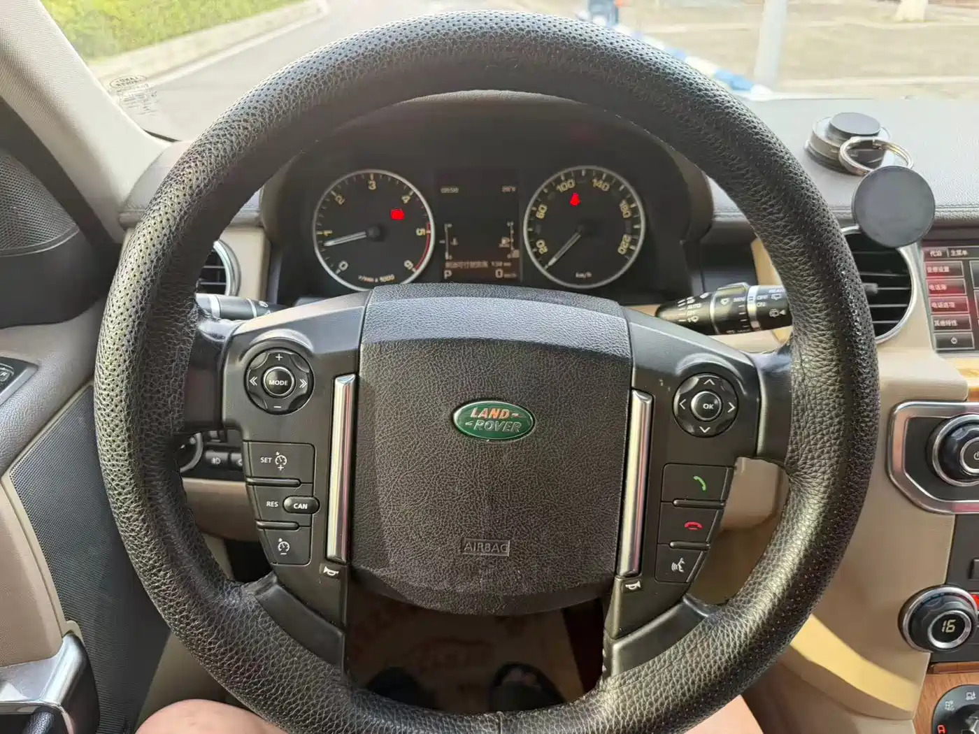 Land Rover Discovery 2012 3.0 SDV6 HSE Diesel фото 10