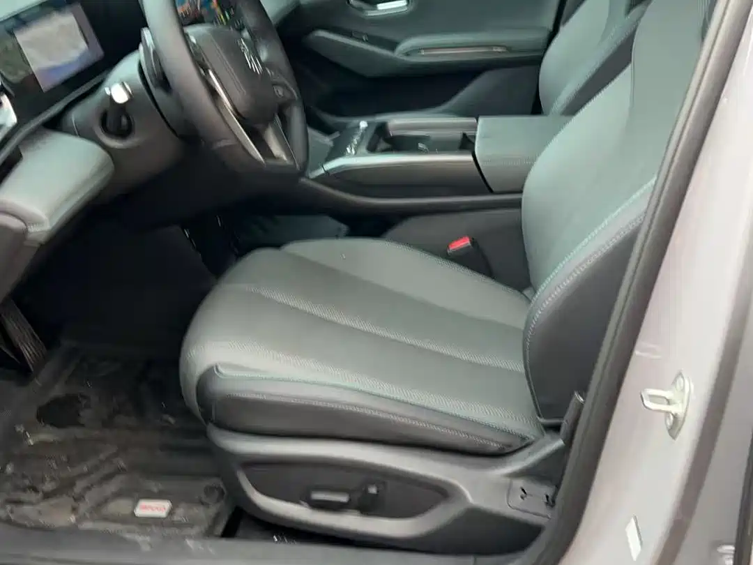 BYD Qin L 2026 2026 Model DM-i 210KM Superior Edition