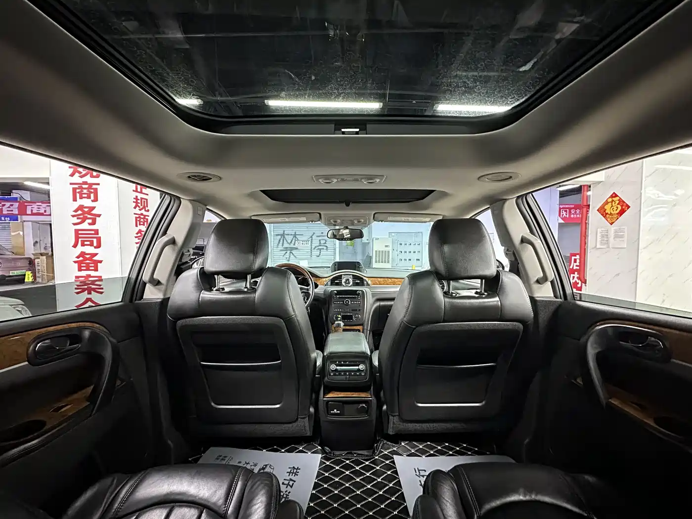 Buick Enclave 2010 3.6L Elite Edition фото 18