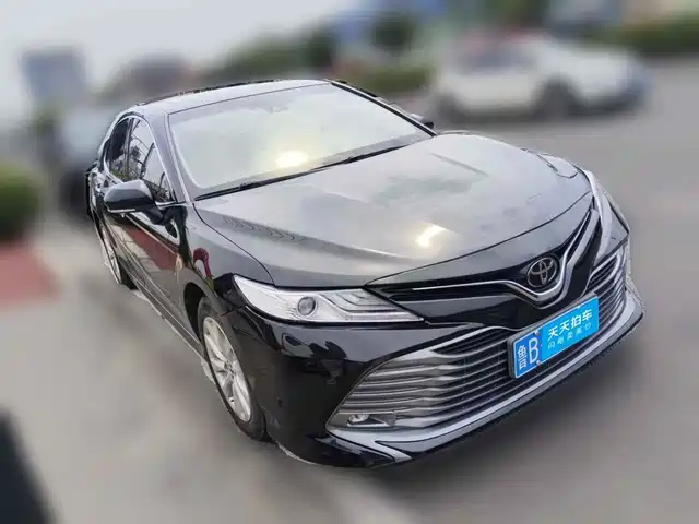 Toyota Camry 2019 Facelift 2.0G Luxury Edition — фото 3