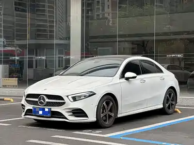 Mercedes-Benz A