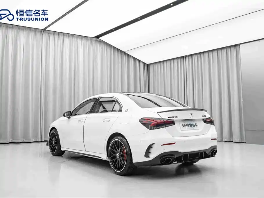 Mercedes-Benz A-Class 2019 A 200 L Sport Sedan фото 7