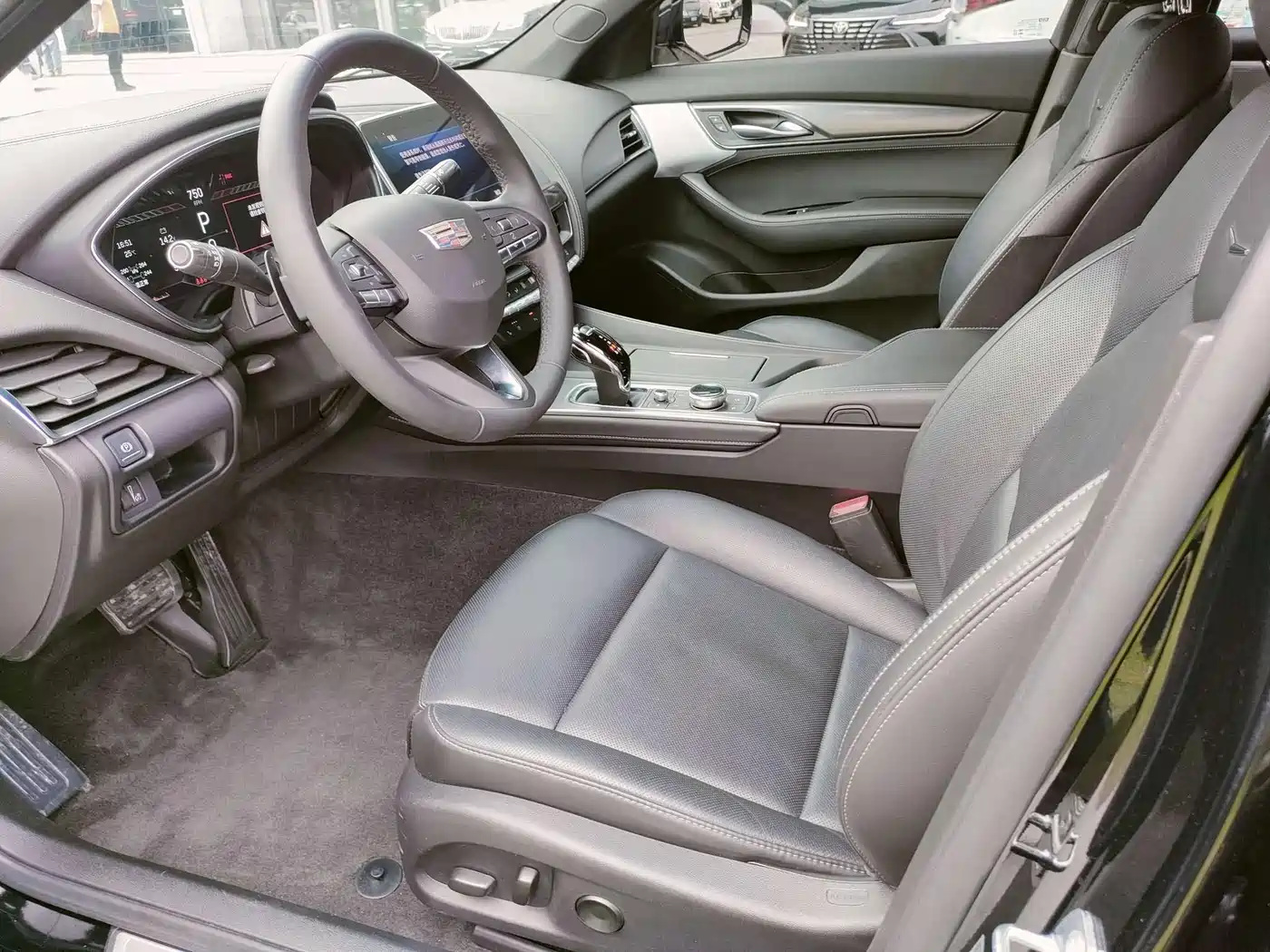 Cadillac CT5 2024 2023 28T Luxury Style (Standard Edition)