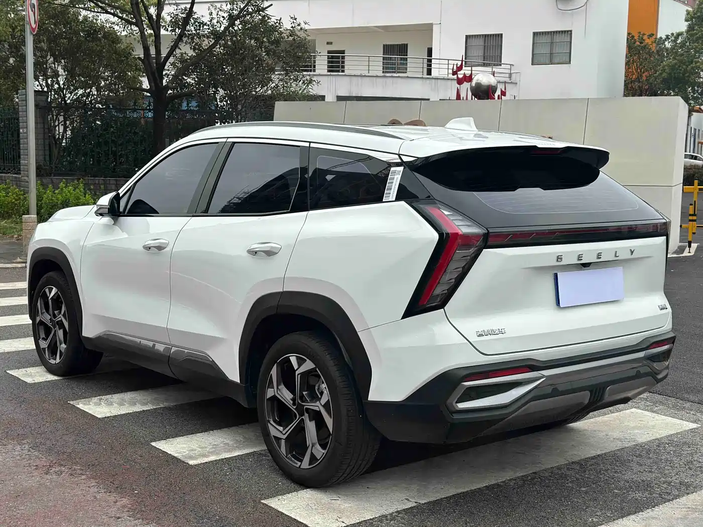 GEELY AUTOMOBILE BOYUE L