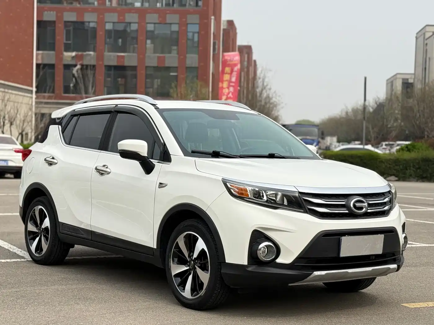 GAC Trumpchi Trumpchi GS3 2017 Model 200T Automatic Luxury Edition фото 3