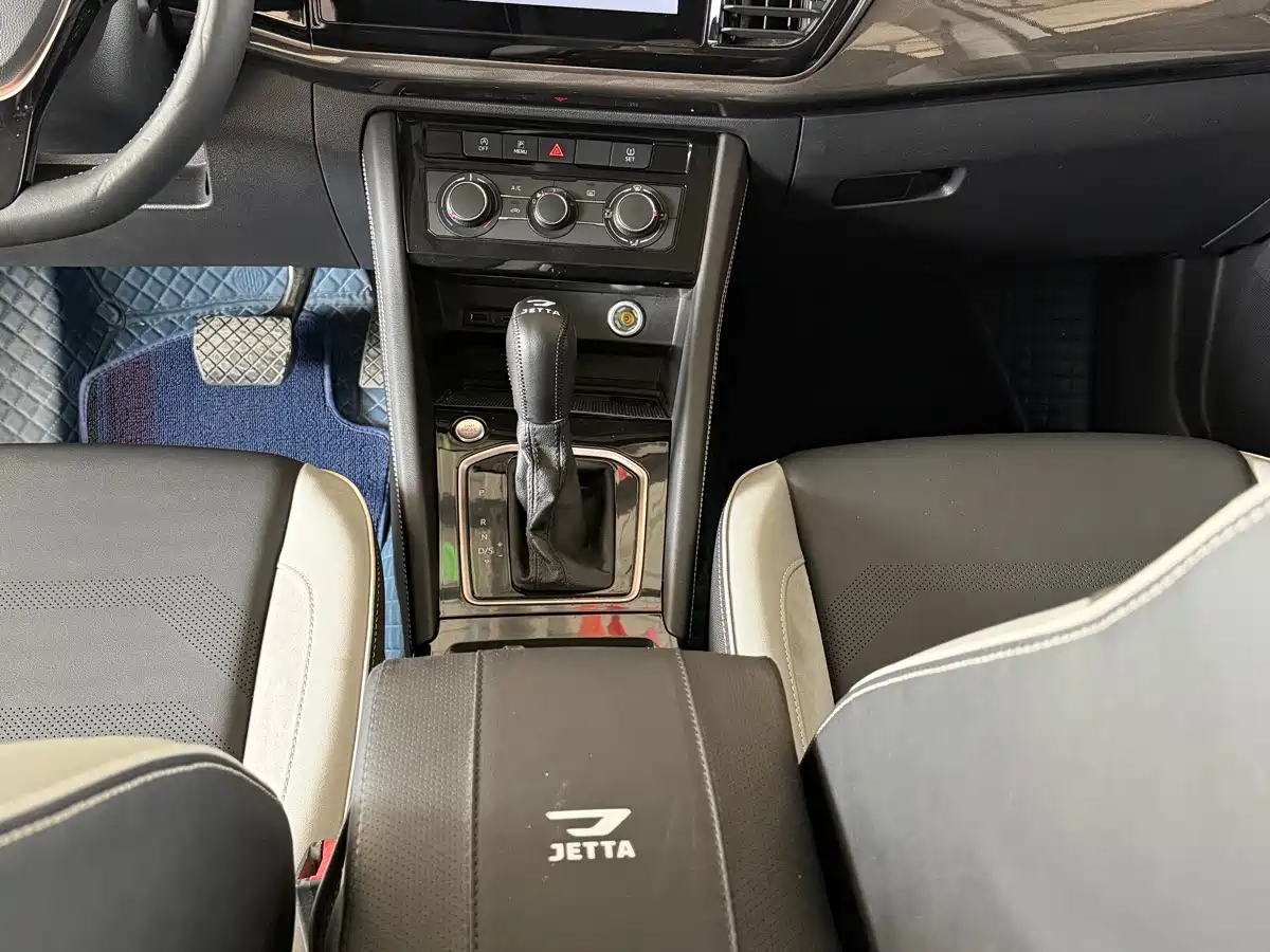Фото 5 - Jetta VS7