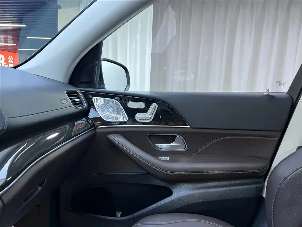 Mercedes-Benz GLE 2023 GLE 350 4MATIC Fashion фото 16