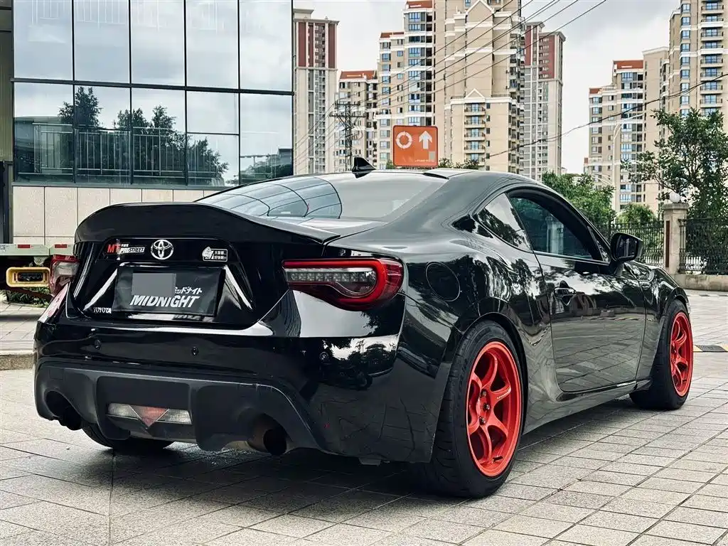 Toyota 86 2017 2.0L Manual Luxury фото 4