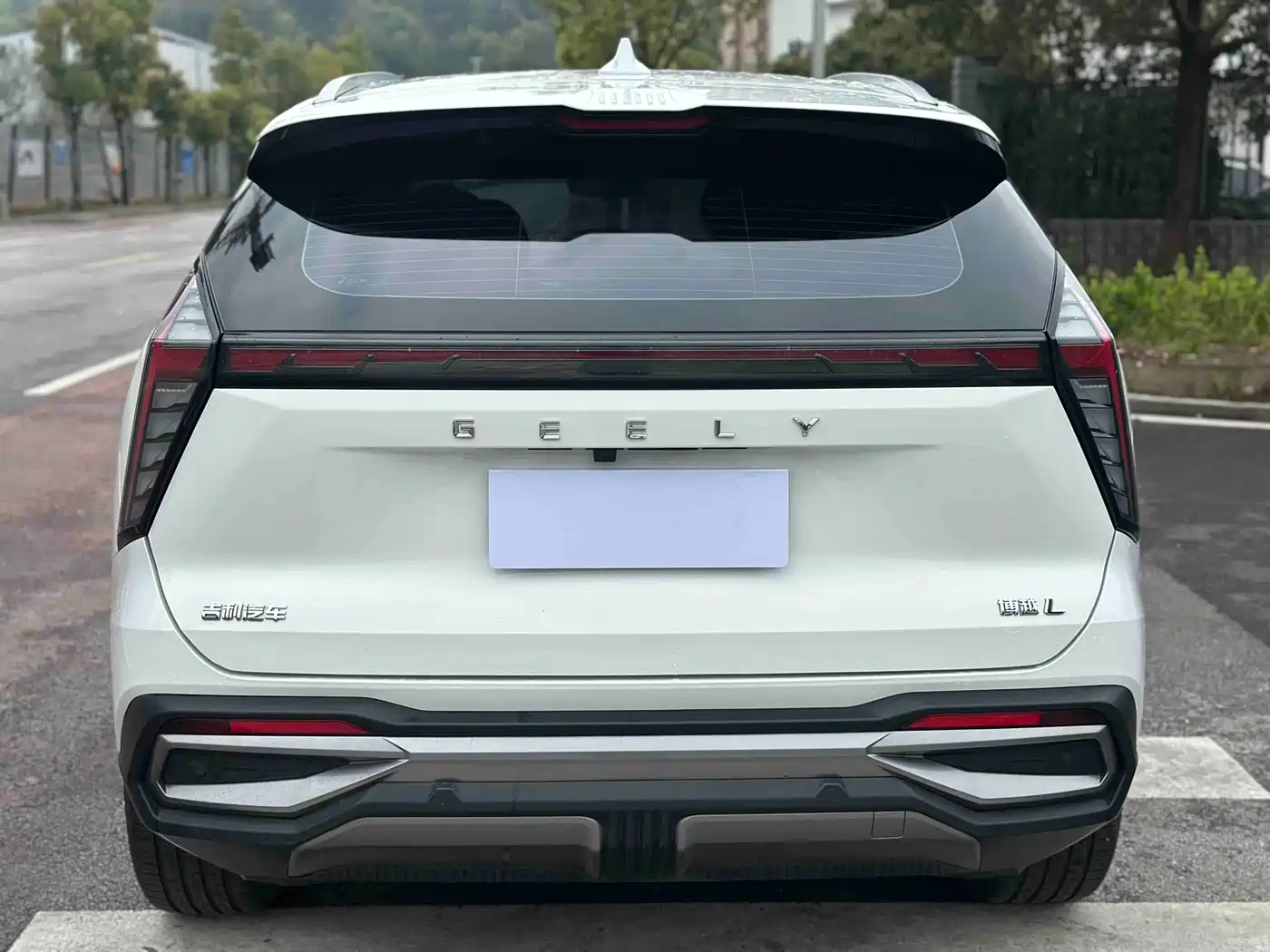 GEELY AUTOMOBILE BOYUE L