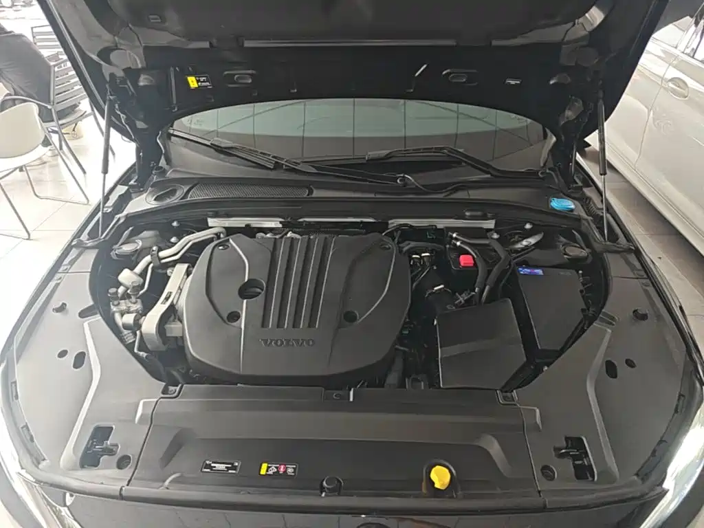 Volvo S90 2025 2025 B5 Zhiyi Luxury Edition