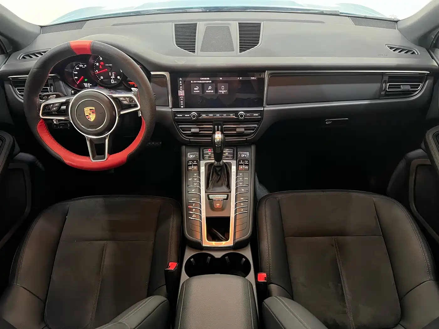 Porsche Macan 2018 Macan 2.0T фото 13