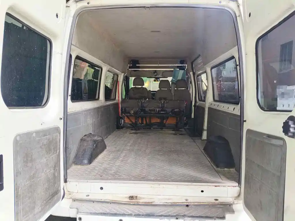 Ford New Generation Transit 2012 2009 Model 2.4T Diesel Multi-purpose Long Wheelbase Medium Roof China III