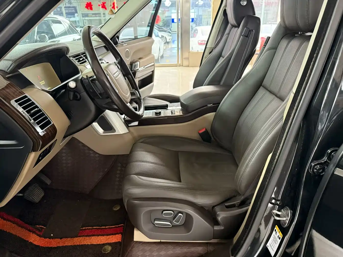 Land Rover Range Rover 2014 3.0 TDV6 Vogue фото 7