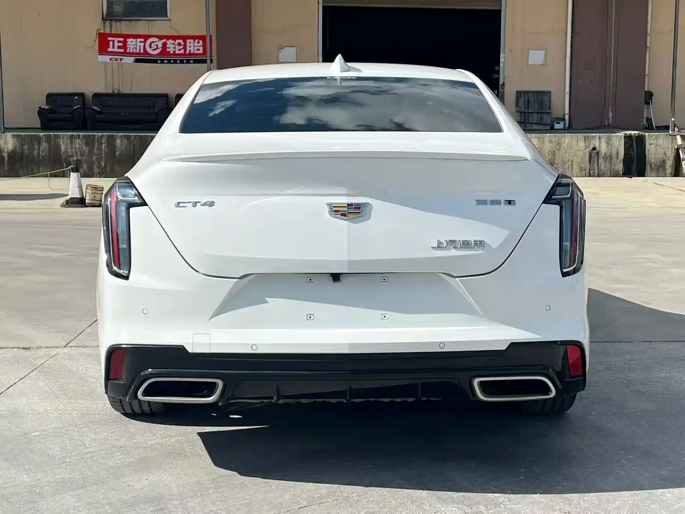 CADILLAC CT4
