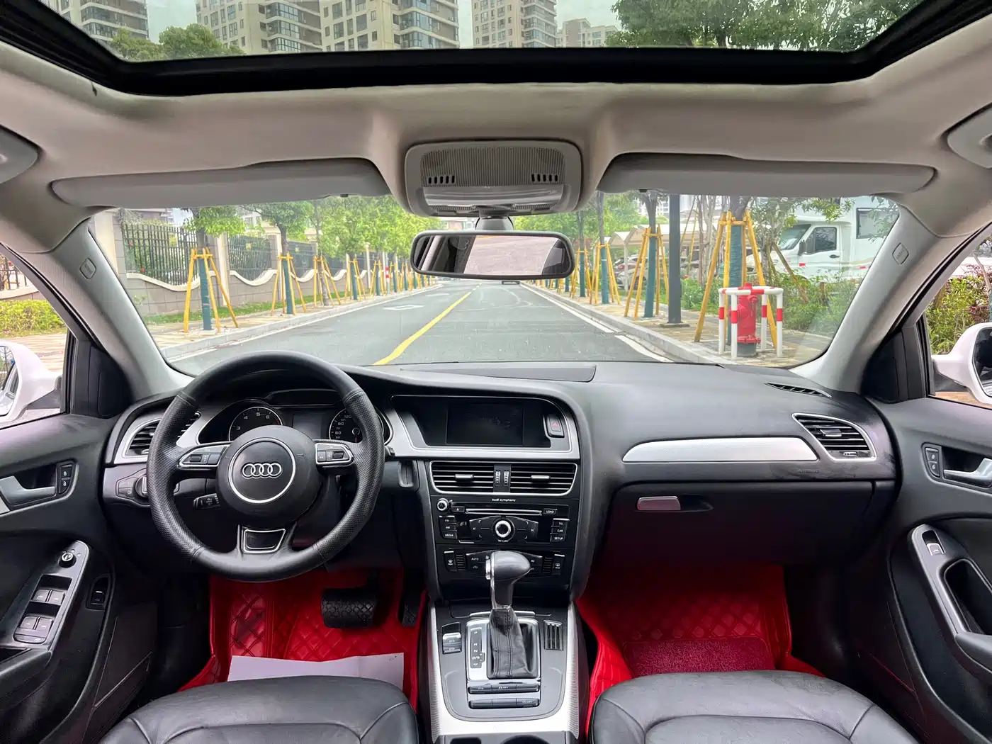 Audi A4L 2013 35 TFSI Automatic Standard фото 11