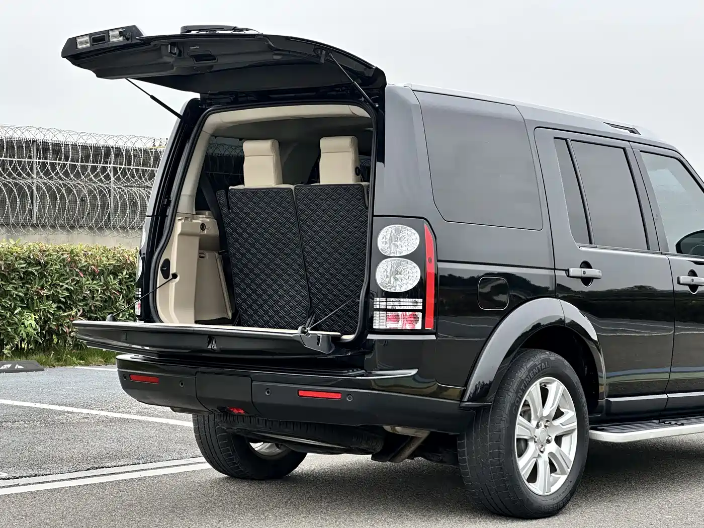 Land Rover Discovery 2016 3.0 SC V6 HSE Luxury фото 8