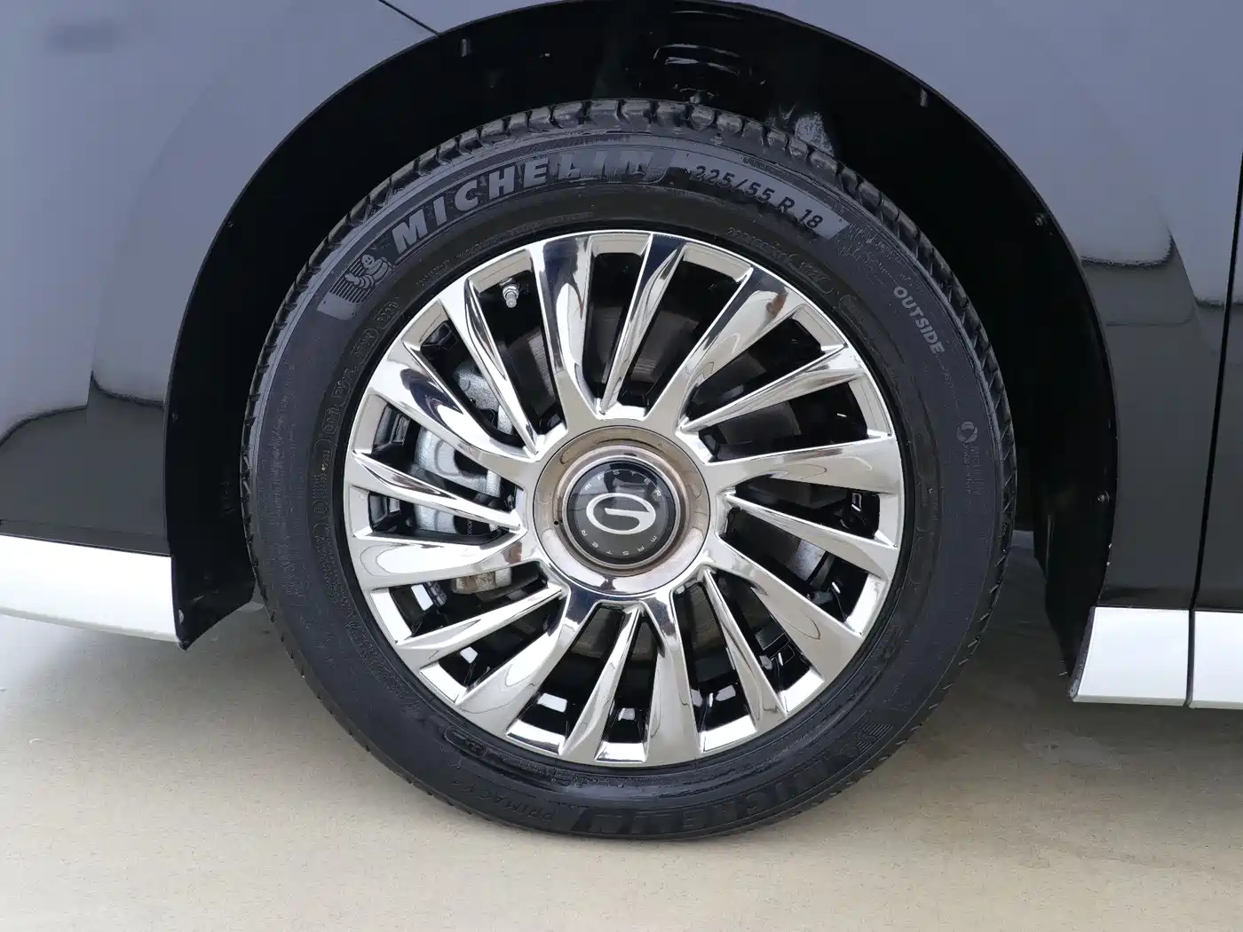 GAC Trumpchi Trumpchi M8 2023 Model Master Series 400T Ultimate Edition фото 11