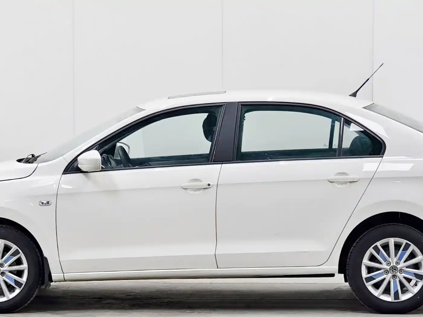 Volkswagen Jetta 2015 1.6L Auto Comfort фото 7