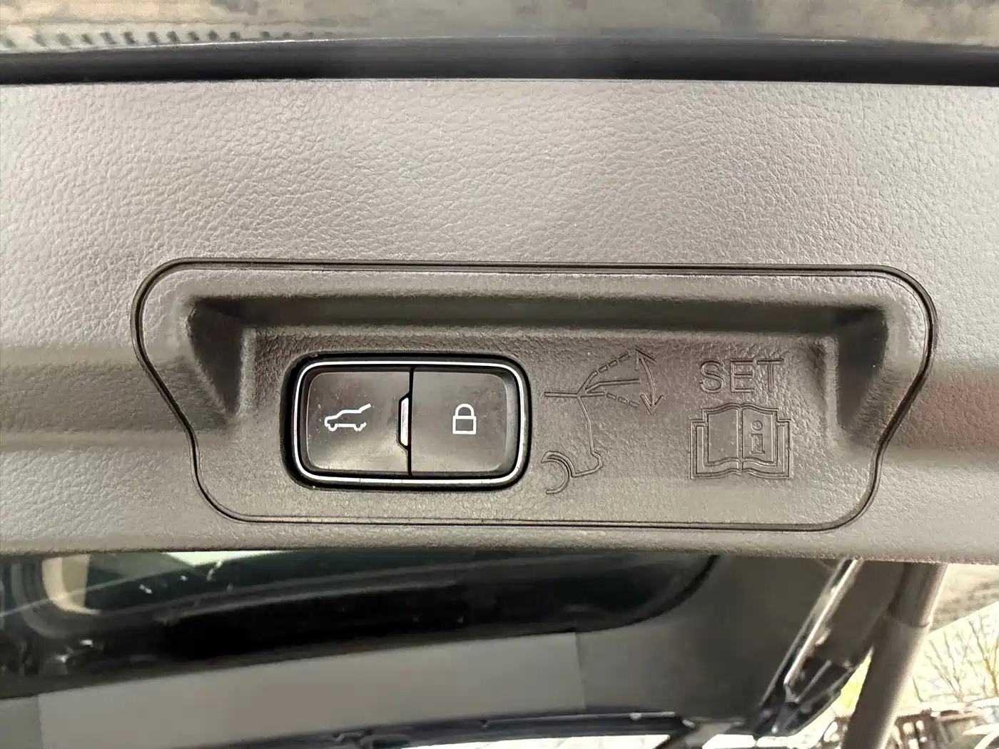 Ford Explorer 2021 2020 EcoBoost 285 AWD Titanium Edition 7-Seater
