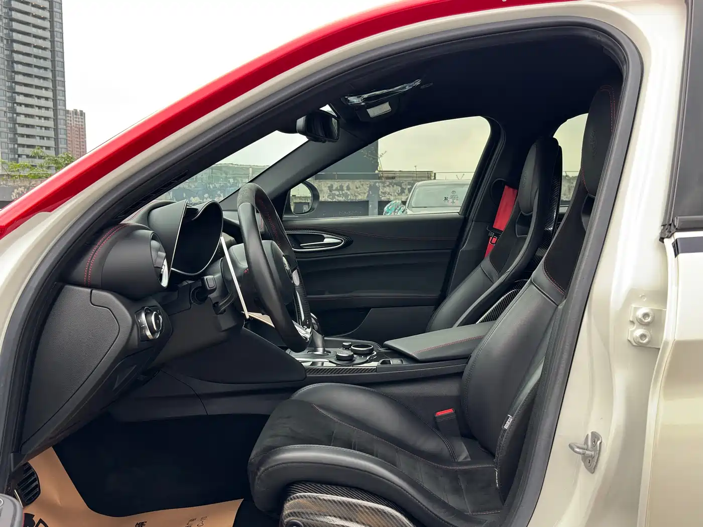 Alfa Romeo Giulia 2019 2.9T 510HP F1 Limited Edition фото 10