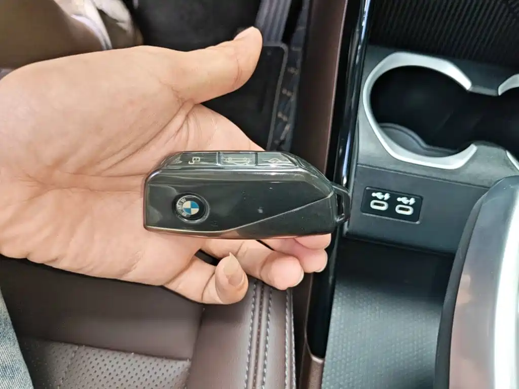 BMW iX1 2024 2023 eDrive25L X Design Package