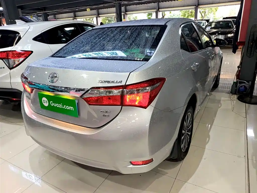 Toyota Corolla 2018 1.2T S-CVT GL-i Smart Shine Edition фото 7