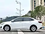 Photo 4 - Chevrolet Cavalier