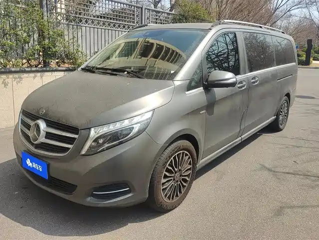 MERCEDES-BENZ V CLASS