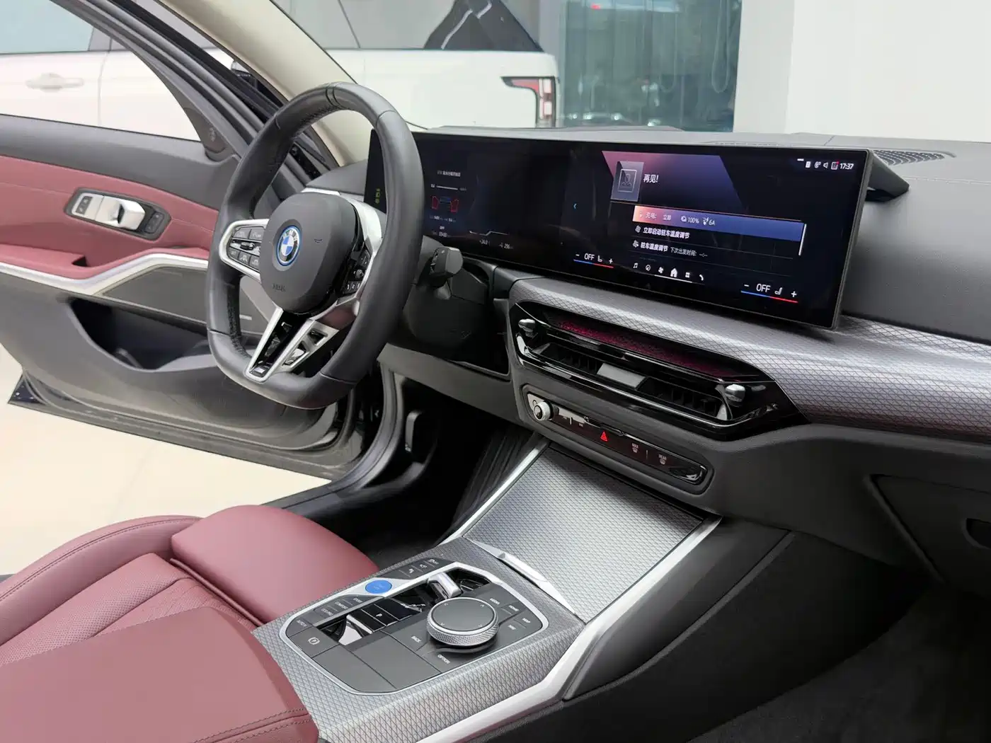 BMW i3 2026 2026 Facelift eDrive 40 L Shadowline Sport Package