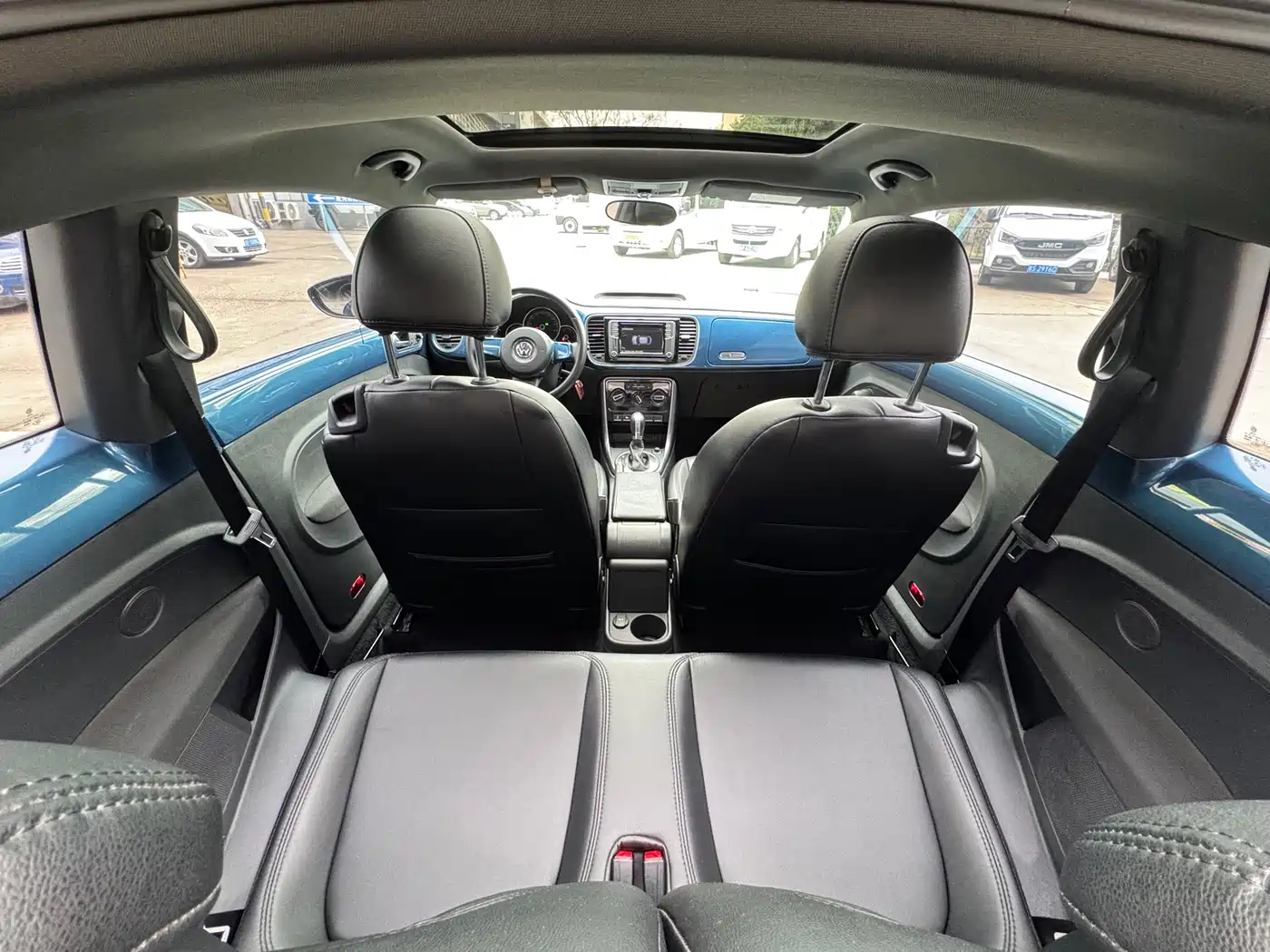 Volkswagen Beetle 2017 180TSI Style фото 18